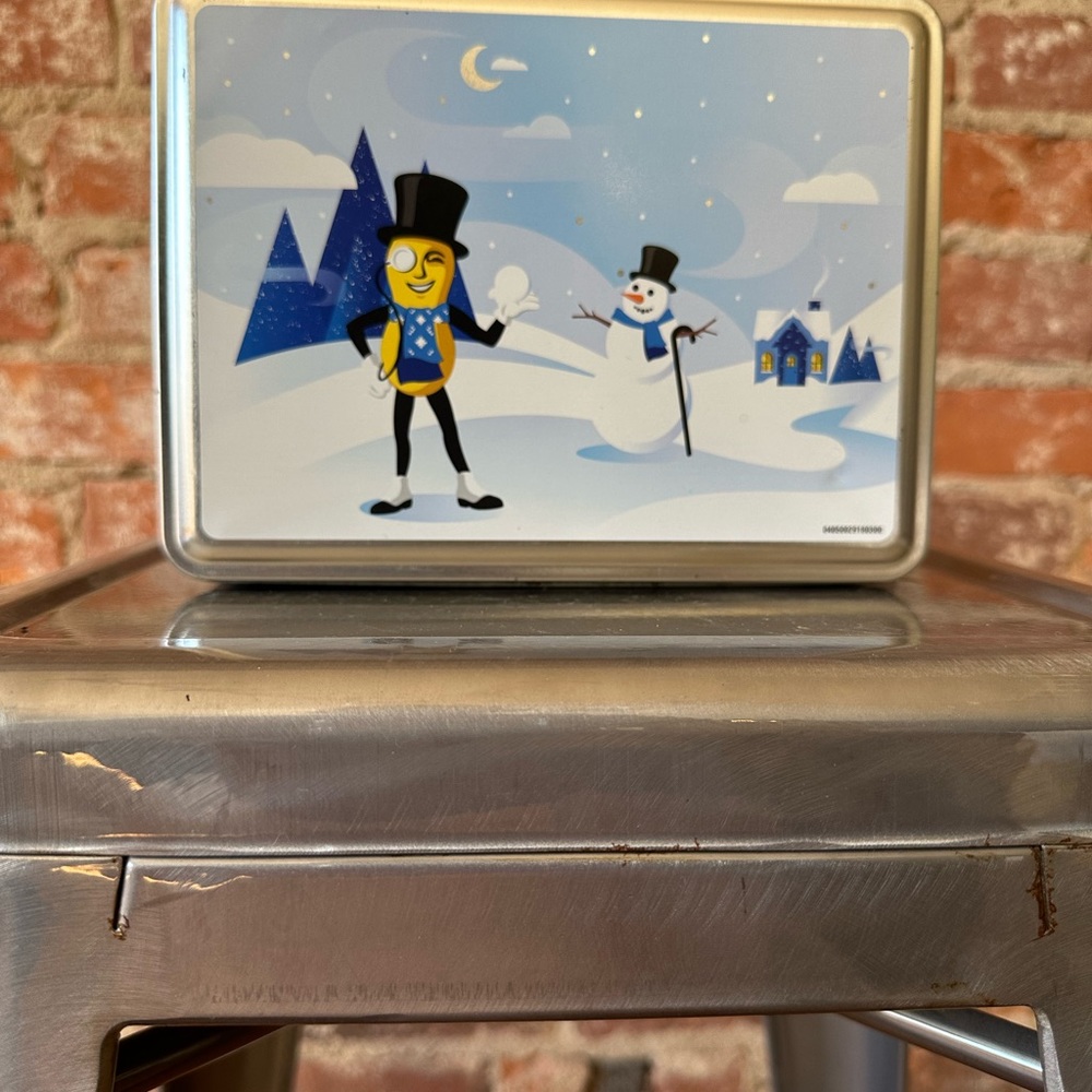 Mr. Peanut Snowman Tin